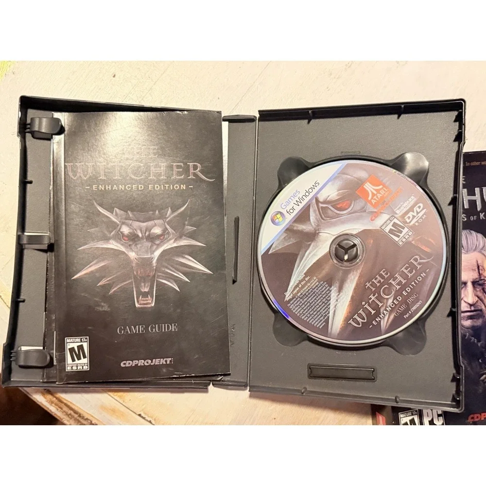 The Witcher Enhanced Edition 4 Disc PC + The Witcher 2 Assassins Of Kings Set